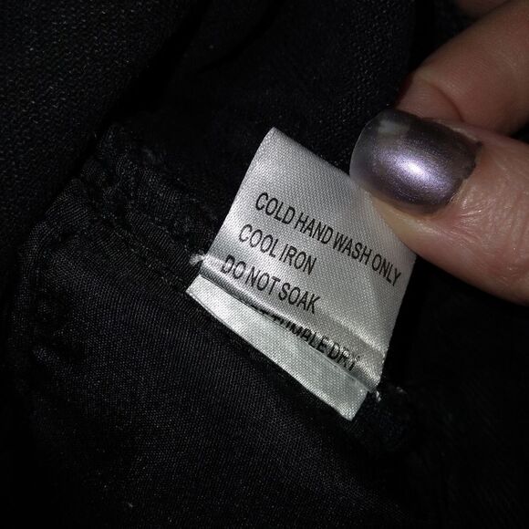 Princess Polly Size 2 Black Button Fly Crop Jeans - Picture 10 of 10